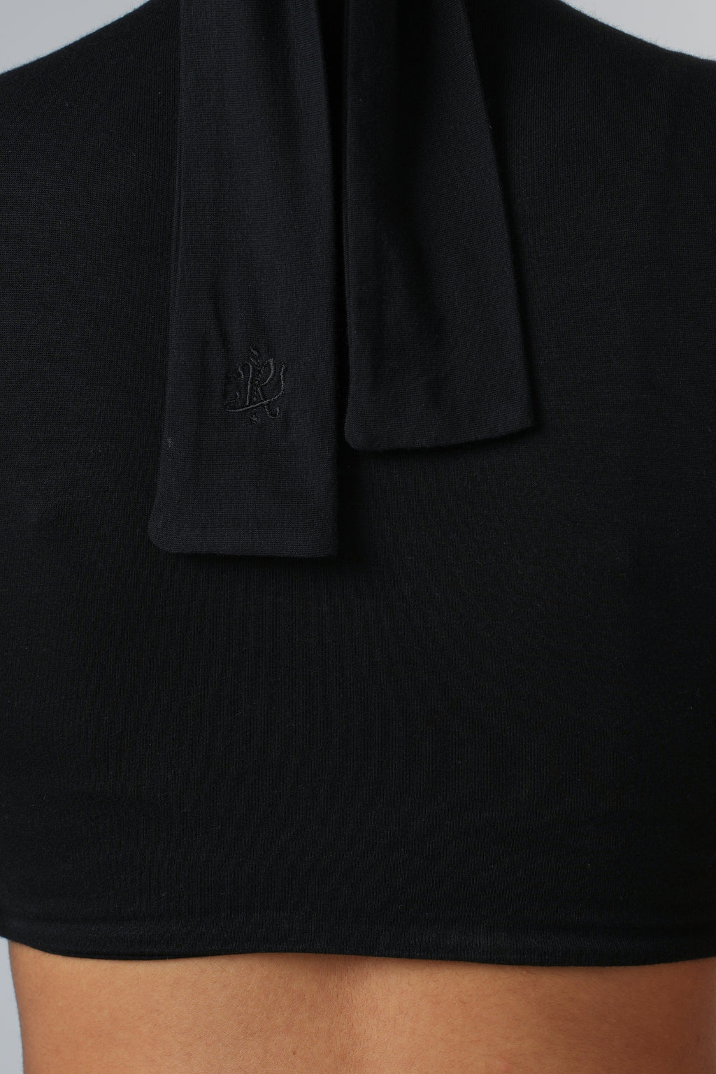 The Undercap Tie