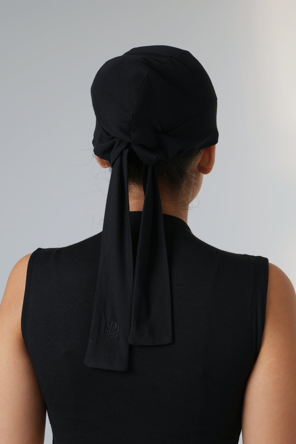 The Undercap Tie